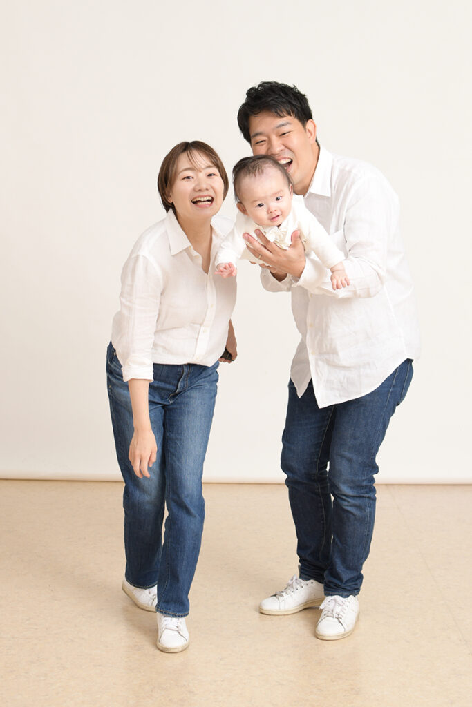 水戸市のセルフ写真館で撮影した家族写真|大林写真館