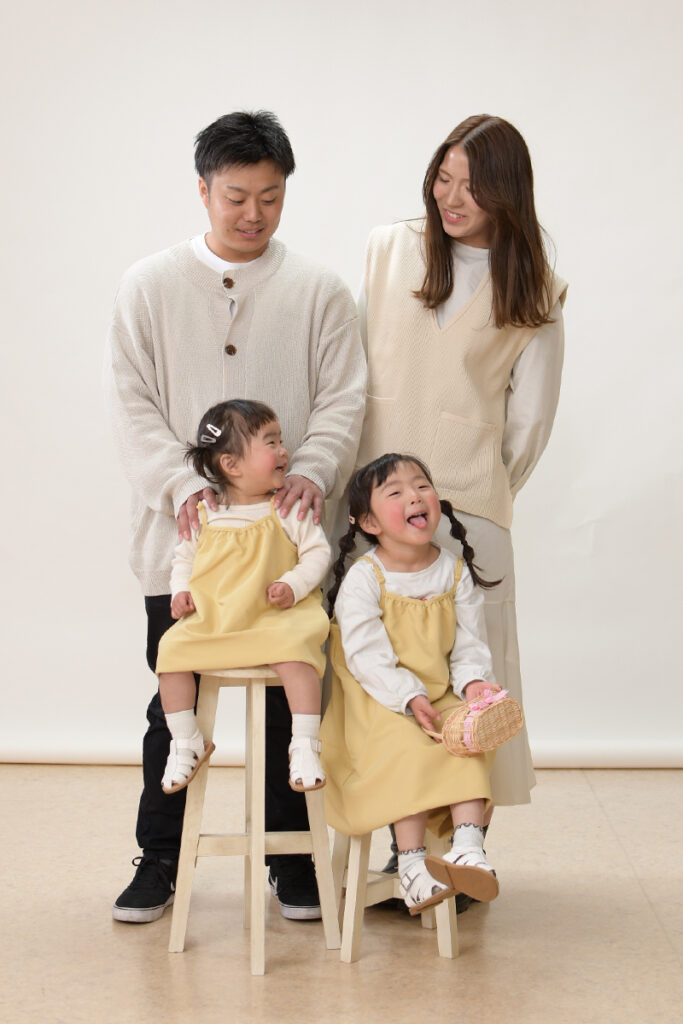 水戸市のセルフ写真館で撮影した自然な笑顔の写真｜大林写真館