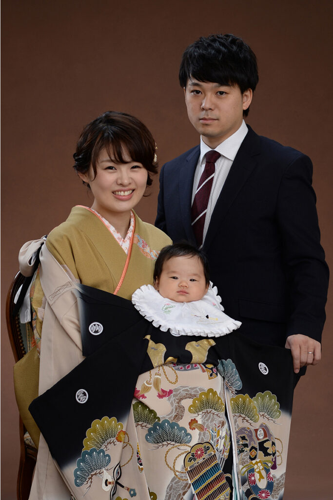 水戸市の写真館で撮影したお宮参りの家族写真